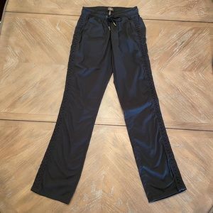 Jaanuu Women's Essential Drawstring Pant